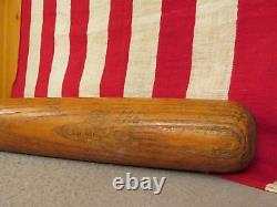 Vintage Hillerich & Bradsby Wood Baseball Bat Safe Hit Ed Mathews Model HOF 34