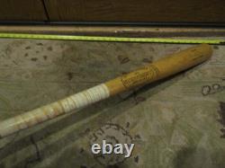 Vintage Hillerich and Bradsby Brooks Robinson Baseball Bat