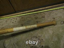 Vintage Hillerich and Bradsby Brooks Robinson Baseball Bat