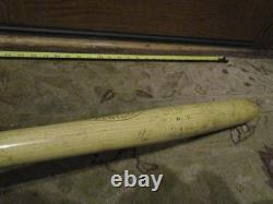 Vintage Hillerich and Bradsby Richie Ashburn Baseball Bat