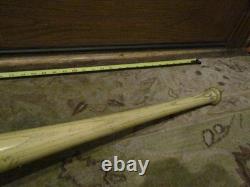 Vintage Hillerich and Bradsby Richie Ashburn Baseball Bat