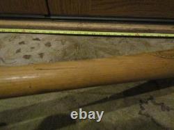 Vintage Hillerich and Bradsby Tony Oliva Little League Baseball Bat