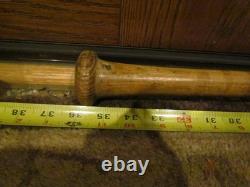 Vintage Hillerich and Bradsby Yatlso Decker Bros Baseball Bat
