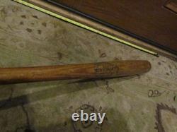 Vintage Hillerich and Bradsby Yatlso Decker Bros Baseball Bat