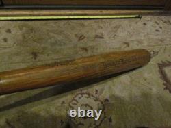 Vintage Hillerich and Bradsby Yatlso Decker Bros Baseball Bat