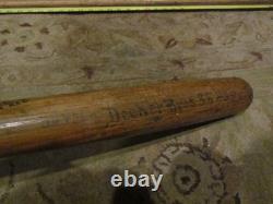 Vintage Hillerich and Bradsby Yatlso Decker Bros Baseball Bat