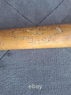Vintage Larry Doby 32 Decal Baseball Bat Adirondack 282J McLaughlin-Millard Inc