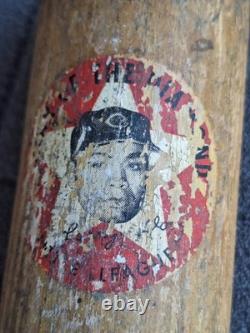 Vintage Larry Doby 32 Decal Baseball Bat Adirondack 282J McLaughlin-Millard Inc