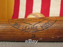 Vintage Louisville Mascot Wood Baseball Bat Hilton Collins Co. 34 Home Run Spot