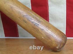 Vintage Louisville Slugger Baseball Bat with MacGregor Glove Roberto Clemente HOF