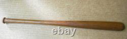 Vintage Louisville Slugger Hillerich & Bradsby 16 Trade Mark withPhil Cavarretta