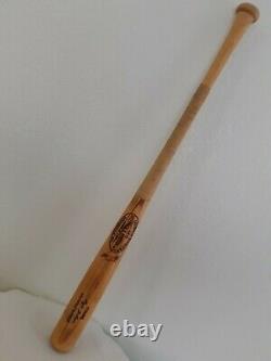 Vintage Louisville Slugger K75 Reggie Jackson Signed Cracked Baseball Bat 1960's