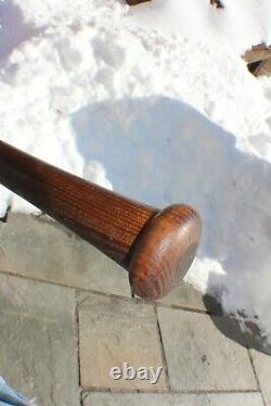 Vintage Louisville Slugger Winner No. 90 Baseball Bat c. 1950's Regulation