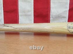 Vintage Louisville Slugger Wood Baseball Bat Signed Reggie Jackson withEvent Flag