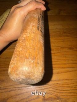 Vintage Louisville Slugger Wooden Oil Tempered Baseball Bat And Pro Washington