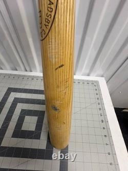 Vintage Mickey Mantle #9 H&B LeagueLeader Baseball Bat Hillerich Bradsby 33