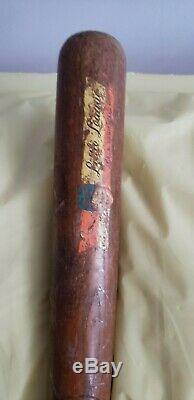 Vintage Mickey Mantle Louisville Hillerich & Bradsby J2 Wood Baseball Bat