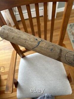 Vintage Napanoch NY Wood Baseball Bat RARE 33-3/4 Indian Flat Knob & Barrel End