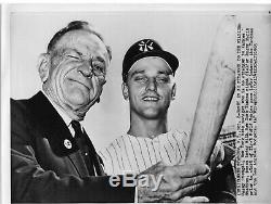 Vintage New York Yankees Tom Tresh Game Worn Baseball Batting Helmet Abc 1960
