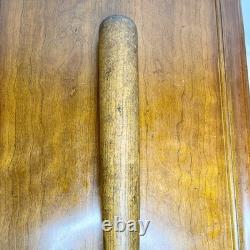 Vintage RARE 1920s Ty Cobb 32 Louisville Slugger H&B 40 T. C Baseball Bat MLB Vintage RARE 1920s Ty Cobb 32 Louisville Slugger H&B 40 T. C Baseball Bat MLB