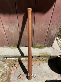 Vintage RARE Louisville Slugger TY COBB Wooden Baseball Bat Vintage RARE Louisville Slugger TY COBB Wooden Baseball Bat