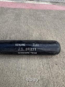Vintage Rare J. T Bruett 90s Used Bat Minnesota Twins-Bat Bin R Vintage Rare J. T Bruett 90s Used Bat Minnesota Twins-Bat Bin R