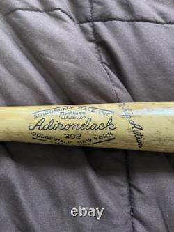 Vintage Roger Maris Adirondack 302 Personal Model Bat. Whip Action 1960's Good
