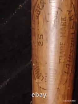Vintage Souvenir Wood Louisville Slugger Baseball Bat