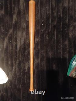 Vintage Souvenir Wood Louisville Slugger Baseball Bat
