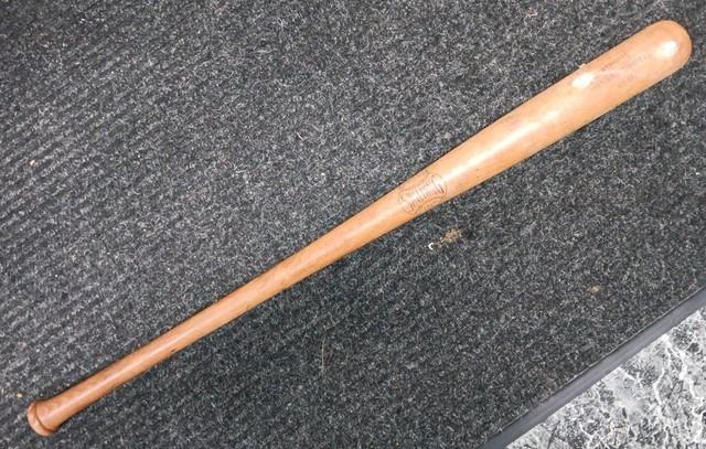 Vintage Spalding 1843 Official Johnny Lindell Model Wooden Baseball Bat 36