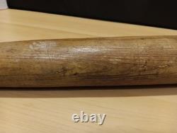 Vintage Spalding 1843 Official Johnny Lindell Model Wooden Baseball Bat 36