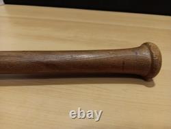 Vintage Spalding 1843 Official Johnny Lindell Model Wooden Baseball Bat 36