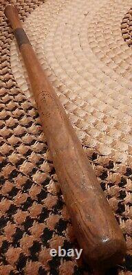 Vintage Sporting Goods Trojan 32 NYC No. 45 wooden Baseball bat, good shape