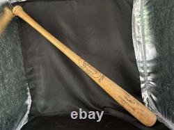Vintage T25 Louisville Slugger Genuine R55 Johnny Bench Baseball Bat Vintage T25 Louisville Slugger Genuine R55 Johnny Bench Baseball Bat