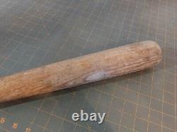 Vintage Univ. Florida H&B Louisville Slugger No 125 Baseball Bat UF Gators Named