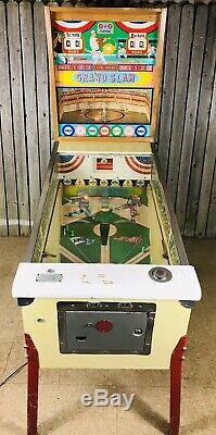 Vintage Williams Grand Slam Pitch & Bat Baseball arcade Pinball game, Machine