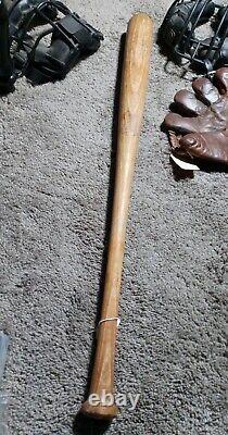 Vintage Yogi Berra Spalding Official RARE Baseball Bat HOF