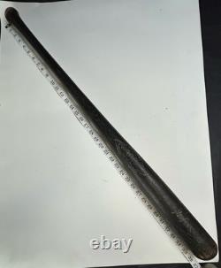 Vintage ZINN BECK BAT CO. Chuck Klein Type 300 Professional Baseball Bat