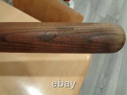 Vintage baseball bat Bill Terry Louisville slugger 36 inch 1930's