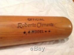 Vintage baseball bat Roberto Clemente