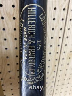 Vintage hillerich bradsby baseball bat 1971 World Champion Babe Ruth Bat RARE Vintage hillerich bradsby baseball bat 1971 World Champion Babe Ruth Bat RARE