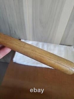 Vintage souvenir baseball bat 1932 new york yankees Vs Chicago Cubs World Series