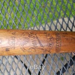 Vintage wood Zenith Model 3395 A Professional baseball bat