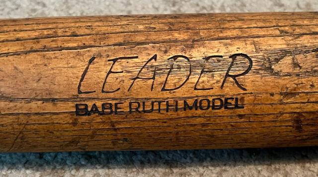 HILLERICH & BRADSBY 9 Roberto Clemente Leader H&B 35 Vintage Wood Baseball  Bat