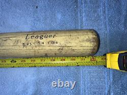 Vtg 32 Wooden Baseball Bat HOF Nelson Nellie Fox Hillerich & Bradsby