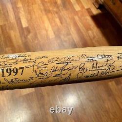 Vtg MLB 1997 AL West Champions Mariners Complete Team Etched Autographs LE