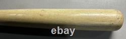 Vtg. Mickey Mantle Hillerich & Bradsby Model 215 Official Baseball Bat. 33